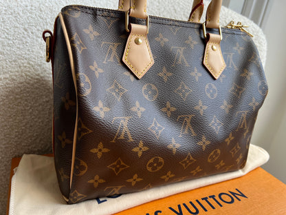 Louis Vuitton Speedy 25 Bandouliere Monogram (RRP £1,470)