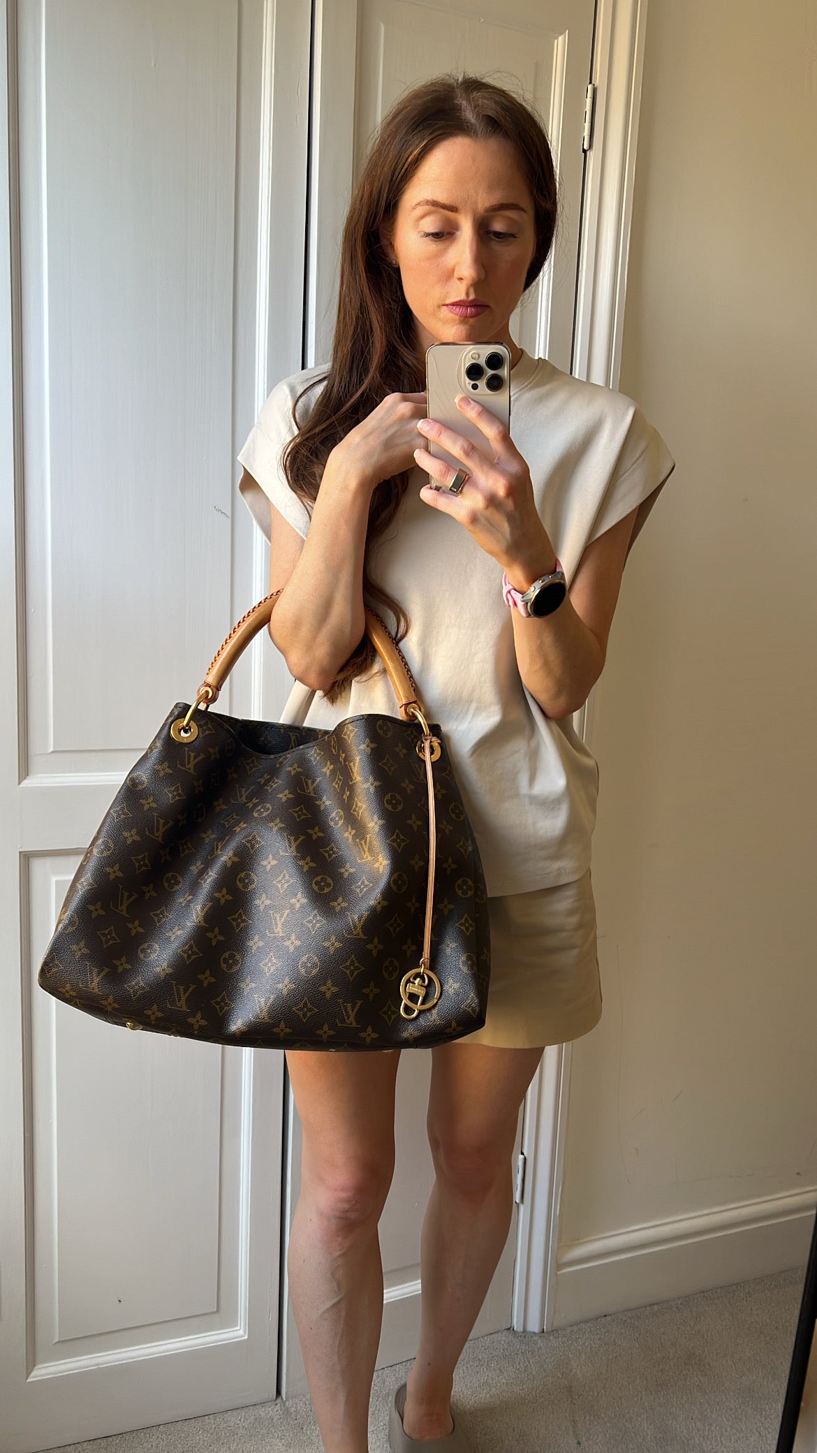 Louis Vuitton Artsy MM Monogram (RRP £1,940)