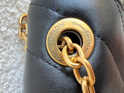 Louis Vuitton Black New Wave Chain Bag MM (RRP £2310)