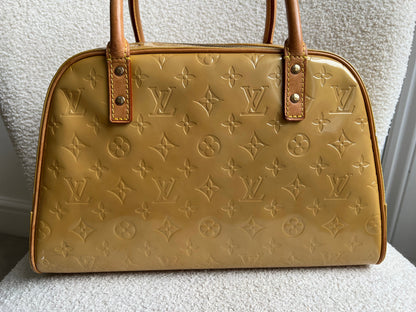 Louis Vuitton Tompkins Square Bag Pearl Monogram Vernis