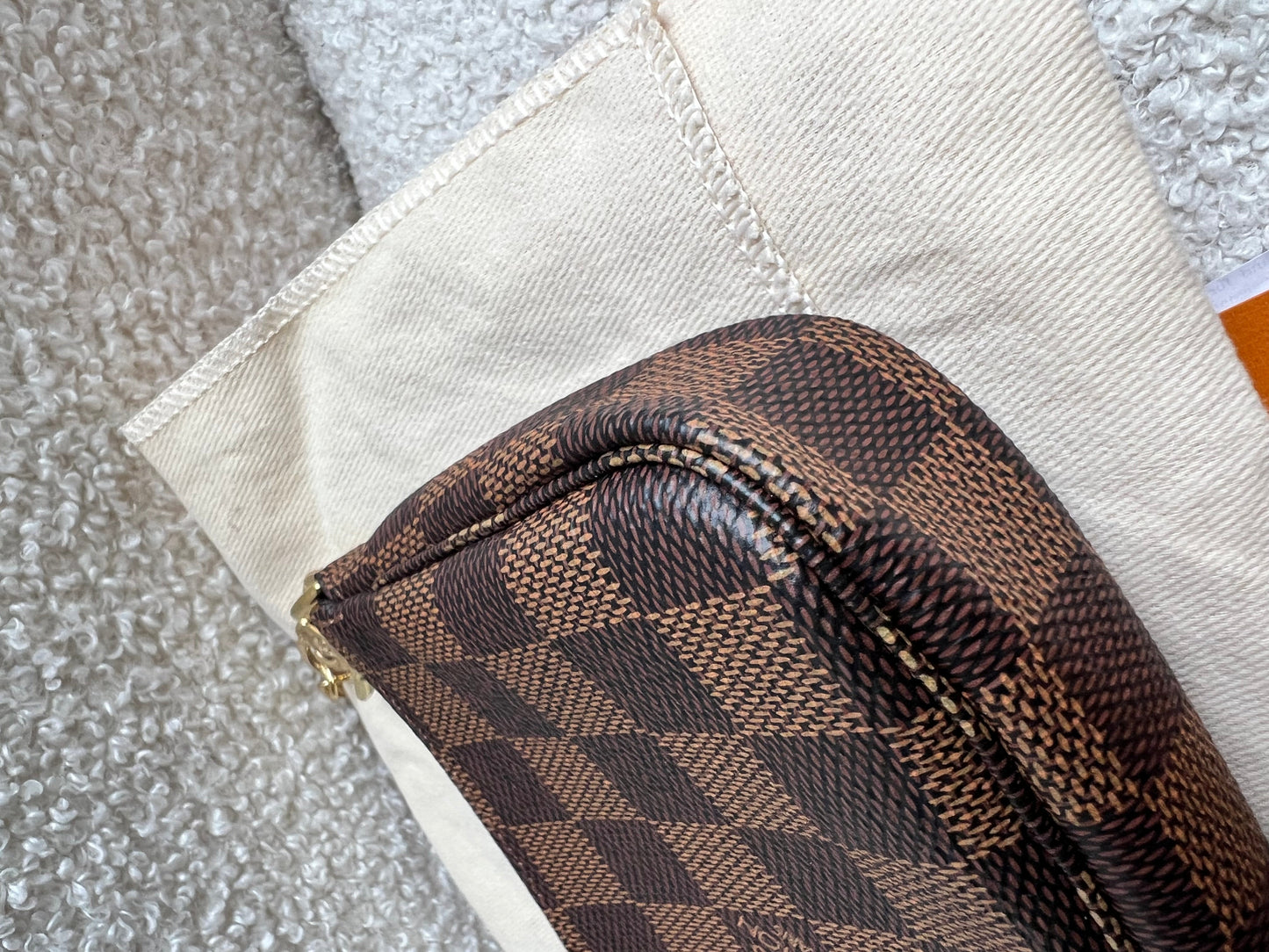 Louis Vuitton Damier Ebene Mini Pochette Accessoires (RRP £550)