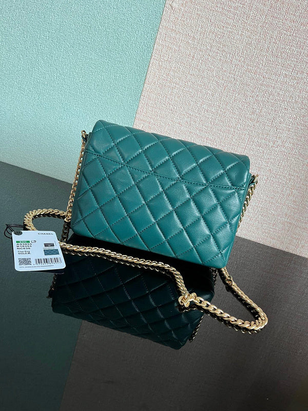 Chanel Luxury Handbag Style 51