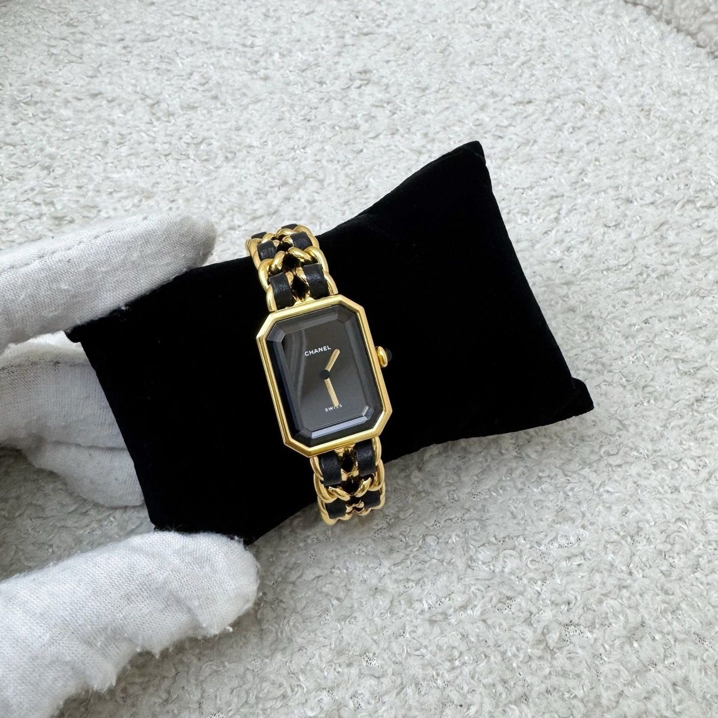 Chanel Vintage Premiere Watch in 24K Gold Plated HW and Black Leather Size M (Year 1991)