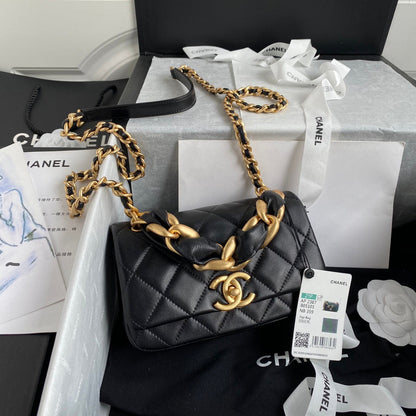 Chanel Luxury Handbag Style 653