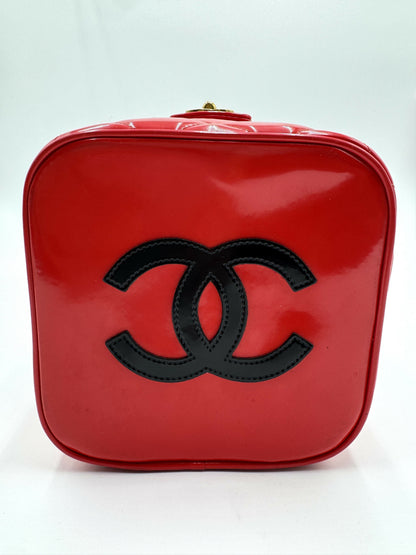 Chanel 1995 Barbie Red Heart-Mirror Vanity Case Bag
