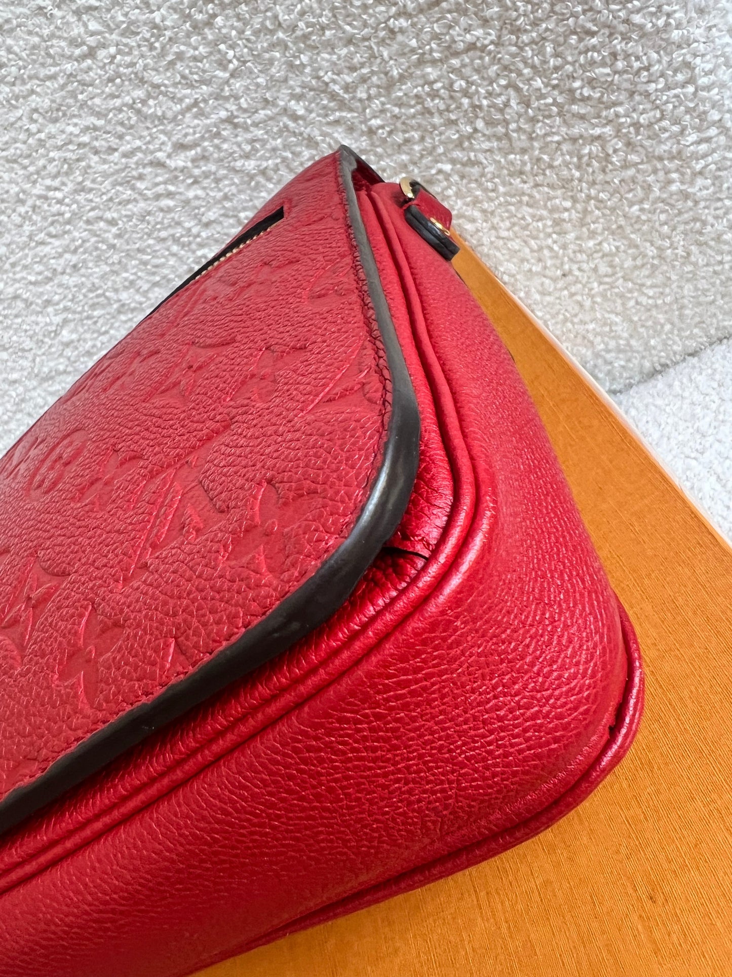 Louis Vuitton Pochette Metis Red Empreinte (RRP £2,130)