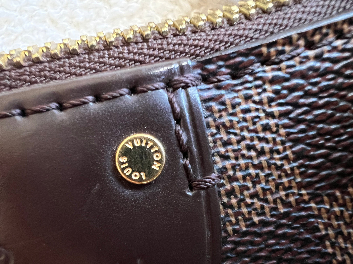 Louis Vuitton Siena MM Tote Damier Ebene