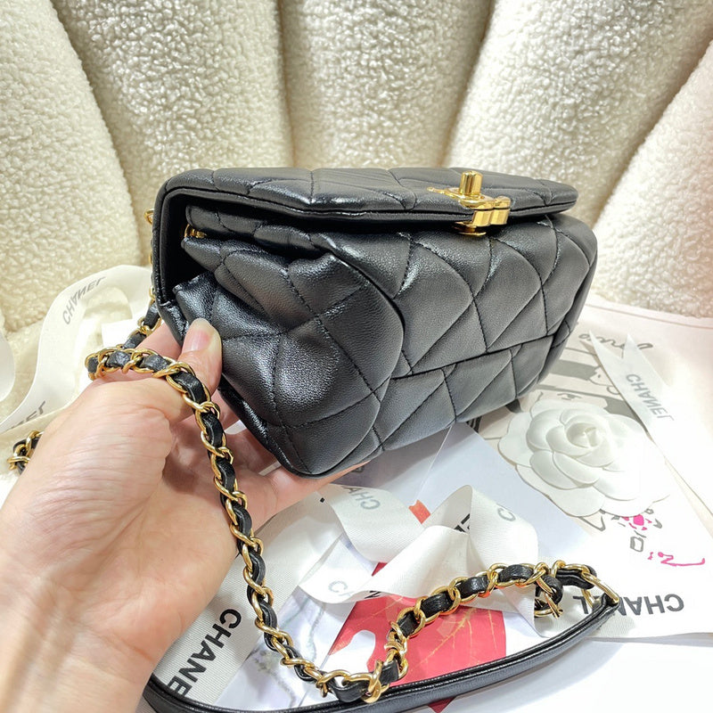 Chanel Luxury Handbag Style 428