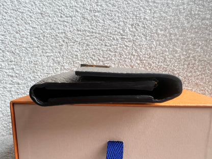 Louis Vuitton Galet Compact Capucines Wallet (RRP £730)