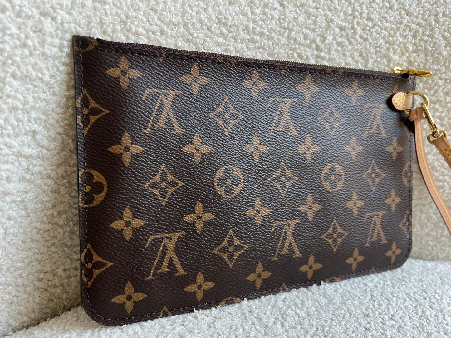 Louis Vuitton Pouch in Monogram