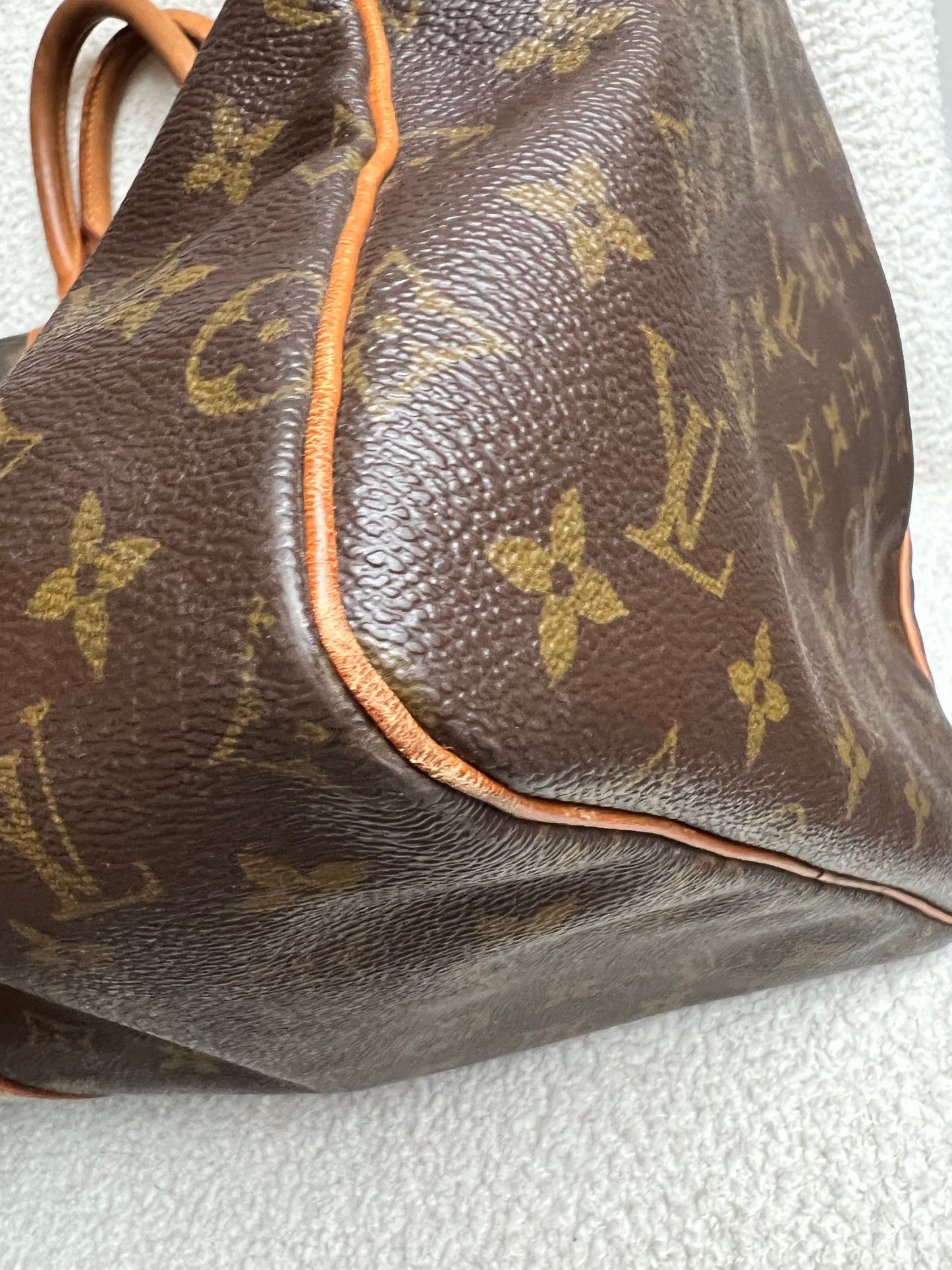 Louis Vuitton Keepall 55 Monogram