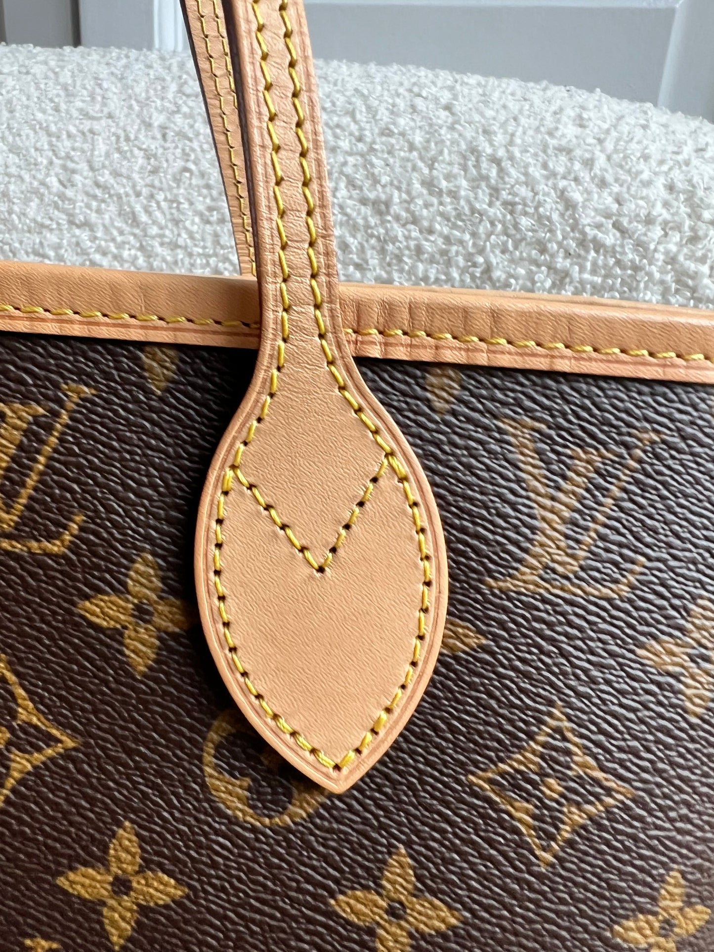 Louis Vuitton Neverfull MM Monogram Pivoine (RRP £1,430)