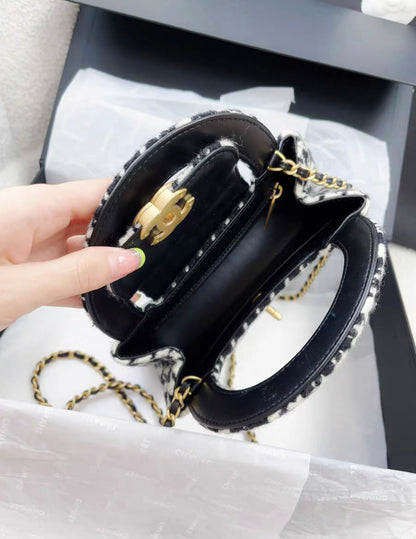Chanel Kelly Tweed Black Shoulder Bag