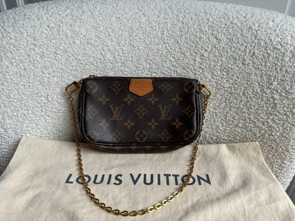 Louis Vuitton Multi Pochette Accessoires Rose Chiaro (RRP £2030)