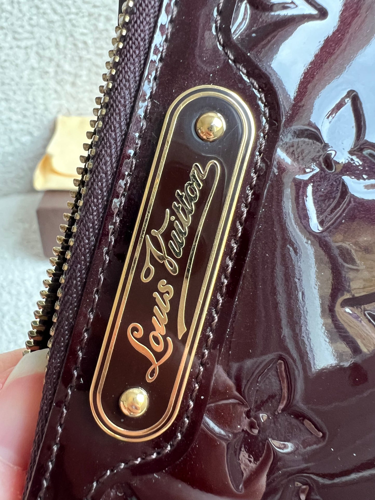 Louis Vuitton Amarante Vernis Key Pouch
