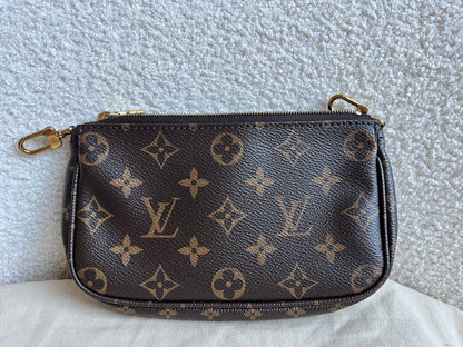 Louis Vuitton Multi Pochette Accessoires Rose Chiaro (RRP £2030)