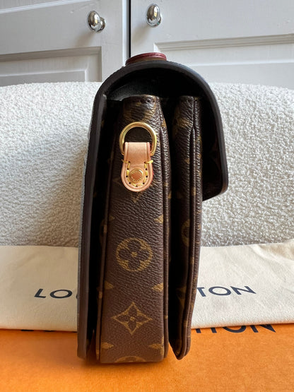 Louis Vuitton Pochette Metis Monogram (RRP £2,060)