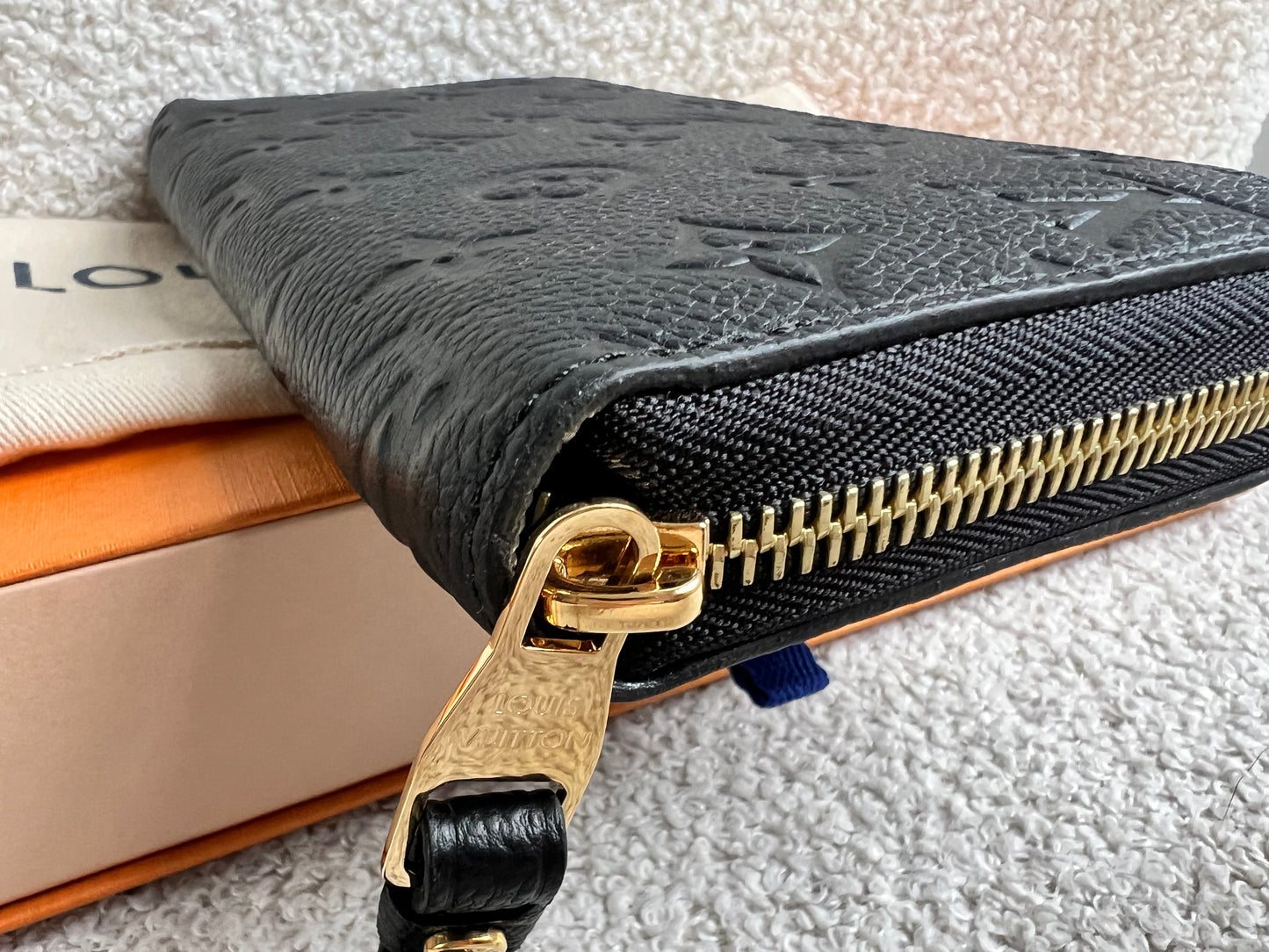 Louis Vuitton Zippy Wallet in Black Empreinte (RRP £790)