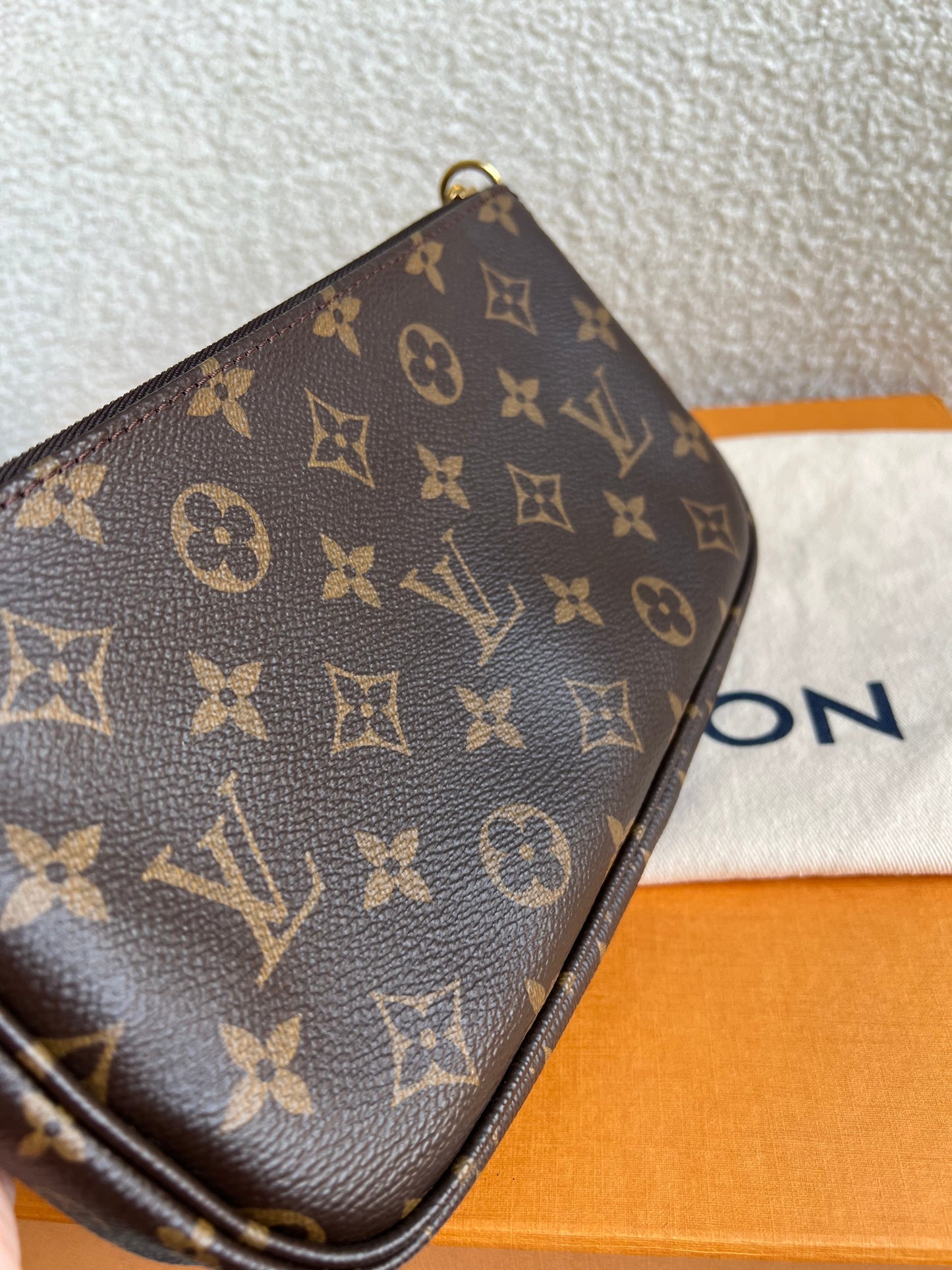 Louis Vuitton Multi Pochette Accessoires Rose Chiaro (RRP £2070)