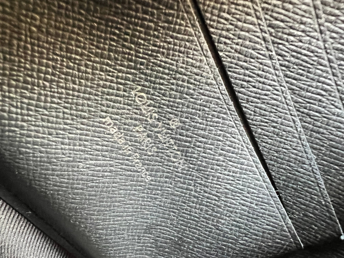 Louis Vuitton Pouch Discovery Pouch PM Monogram Eclipse (RRP £550)