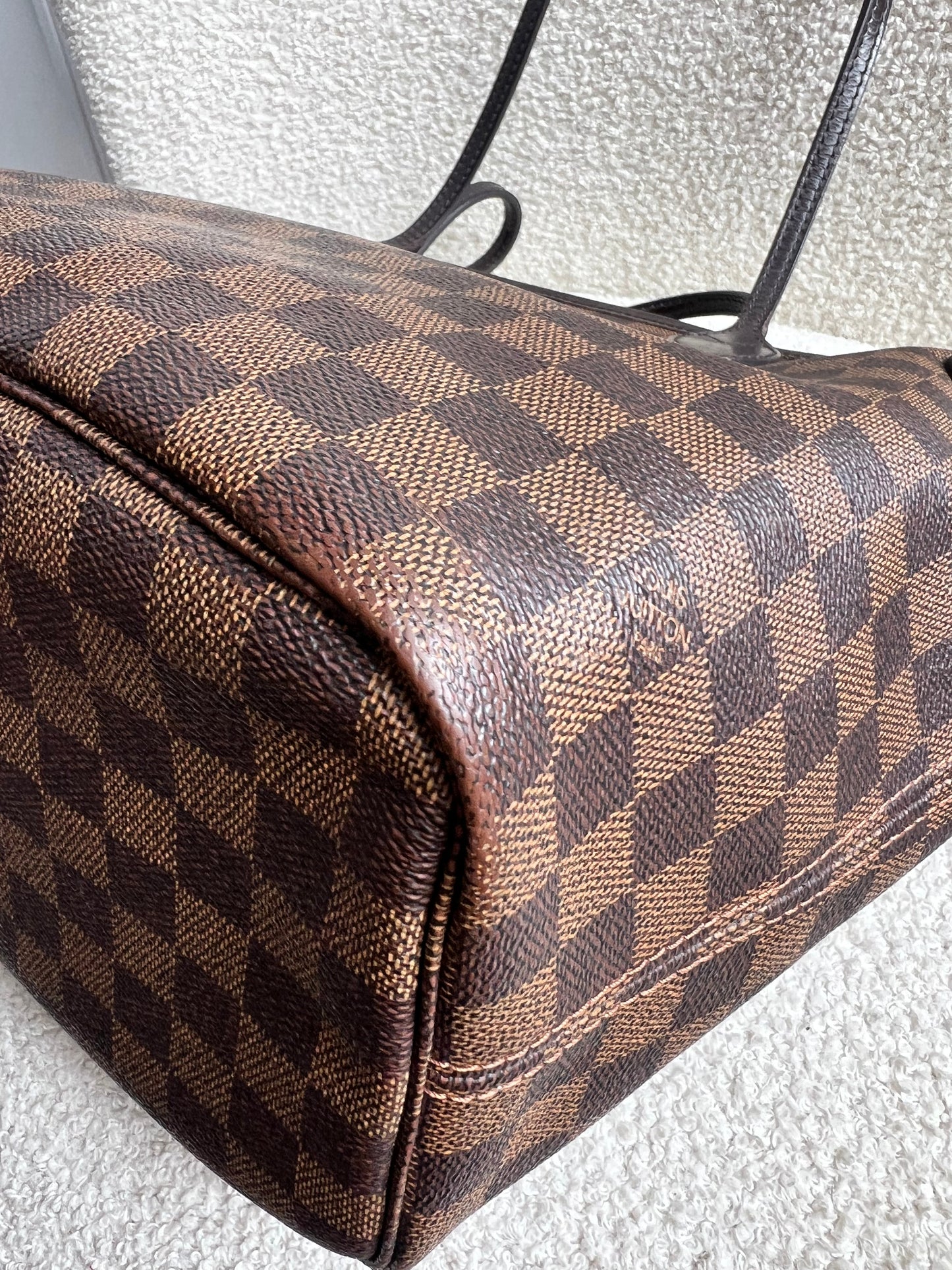 Louis Vuitton Neverfull MM Damier Ebene Cherry Interior (RRP £1,430)
