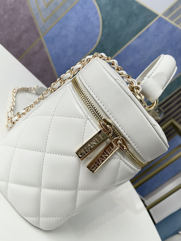 Chanel Luxury Handbag Style 514