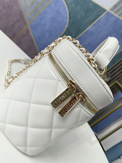 Chanel Luxury Handbag Style 514