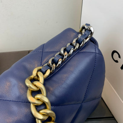 Chanel Luxury Handbag Style 583