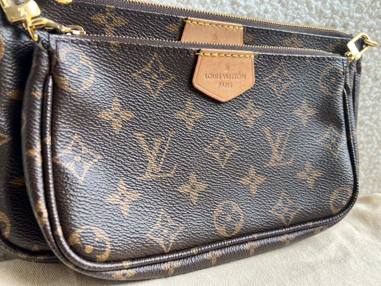 Louis Vuitton Multi Pochette Accessoires Khaki (RRP £2030)