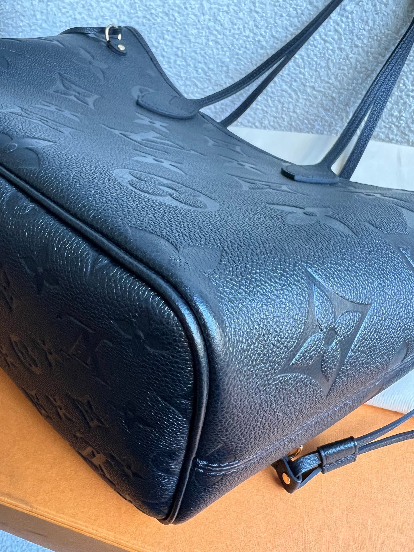 Louis Vuitton Neverfull MM Black Empreinte (RRP £2,010)
