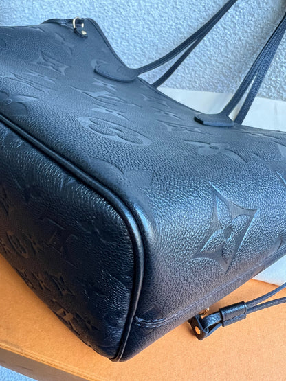 Louis Vuitton Neverfull MM Black Empreinte (RRP £2,010)