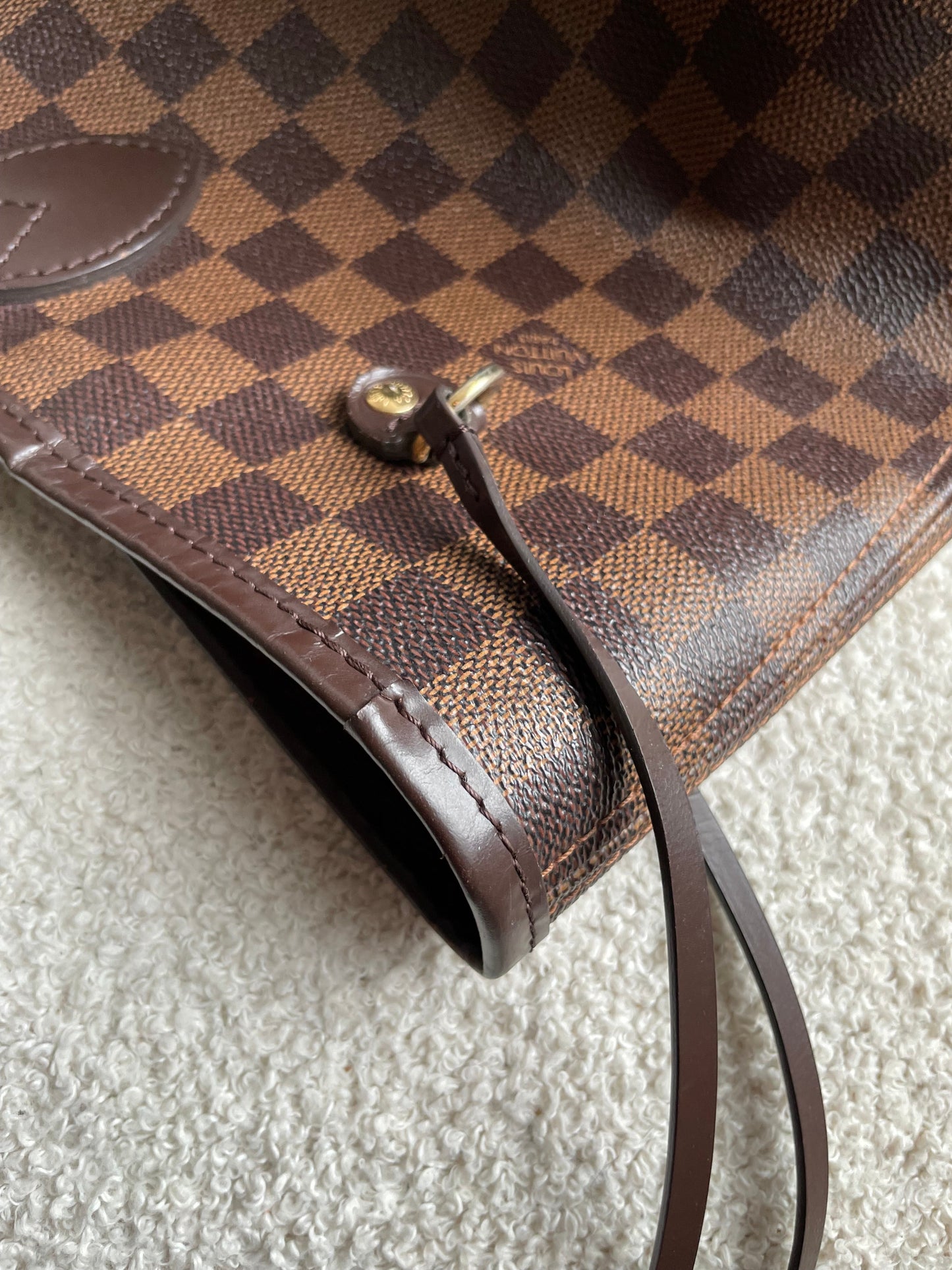 Louis Vuitton Neverfull MM Damier Ebene Cherry Interior (RRP £1,430)