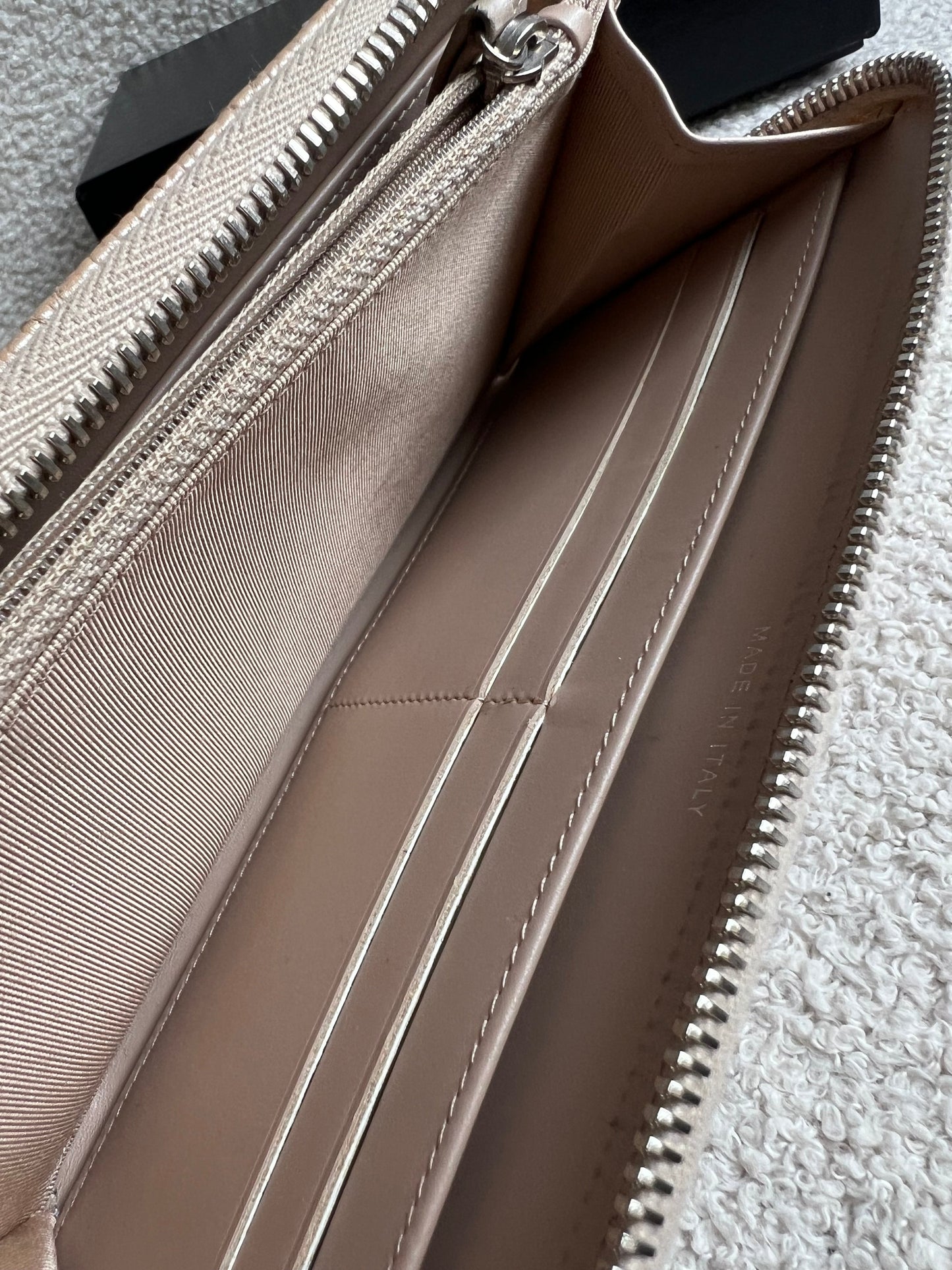 Chanel Caviar Classic Long Zipped wallet (RRP £1150)