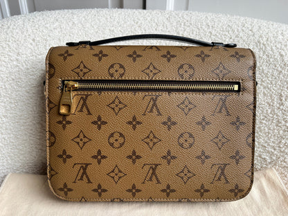 Louis Vuitton Pochette Metis Reverse Monogram (RRP £2,020)