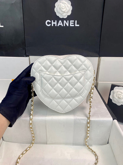 Chanel Luxury Handbag Style 201