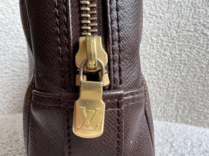 Louis Vuitton Damier Ebene Trousse Toilette