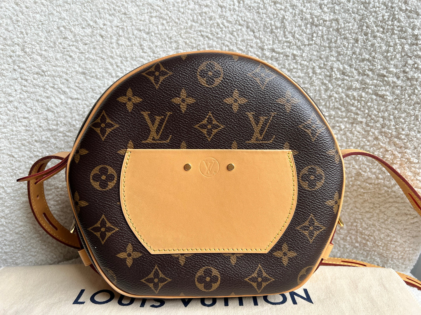 Louis Vuitton Boite Chapeau Souple MM (RRP £2320)