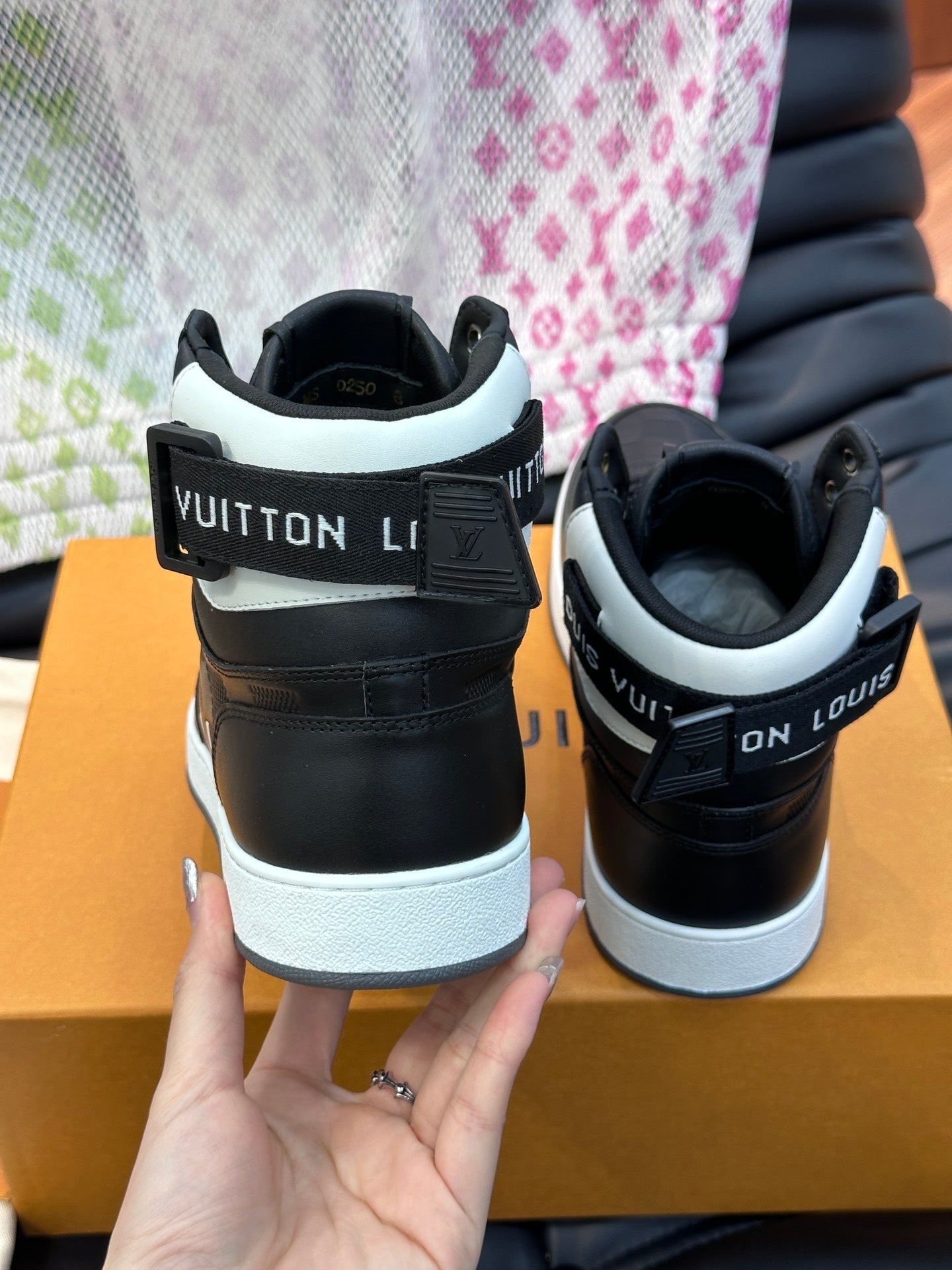 Louis Vuitton Rivoli Sneakers