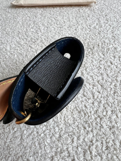 Louis Vuitton Monogram Mouse airpods Case (RRP £350)