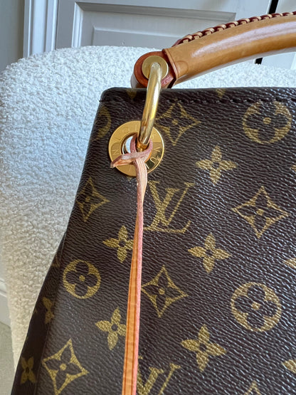 Louis Vuitton Artsy MM Monogram (RRP £1,940)