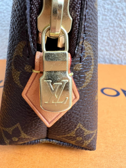 Louis Vuitton Cosmetic Pouch GM Monogram (RRP £495)
