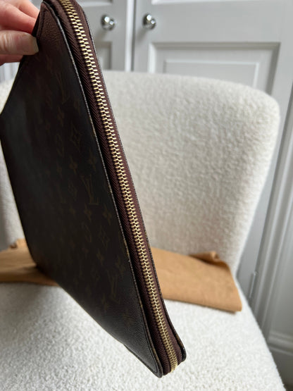 Louis Vuitton Monogram Poch Documents Portfolio Case 39