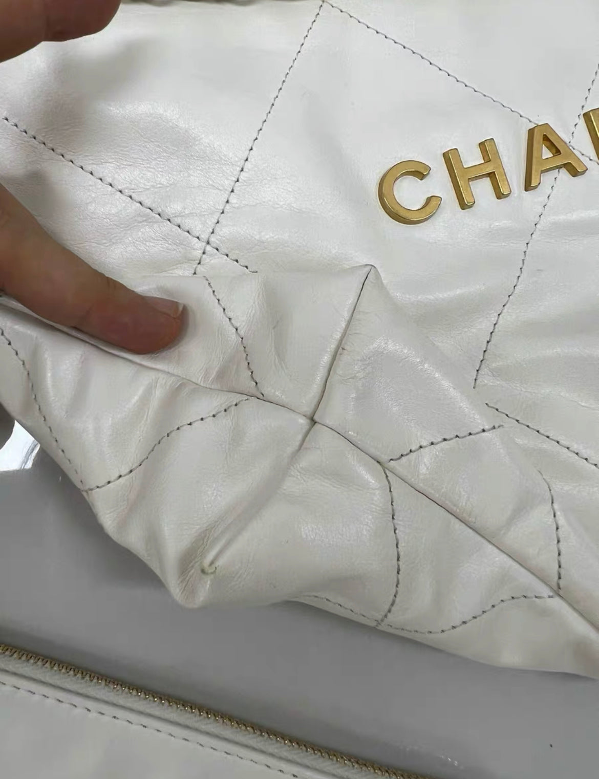 Chanel White Quilted Calfskin Small 22 Bag Gold Hardware 2022