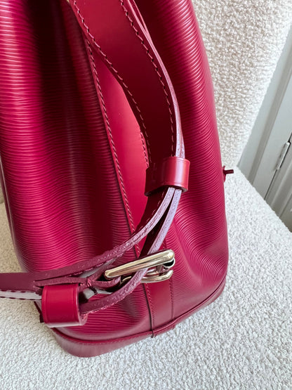 Louis Vuitton Fuchsia Epi Noe GM Bucket Bag