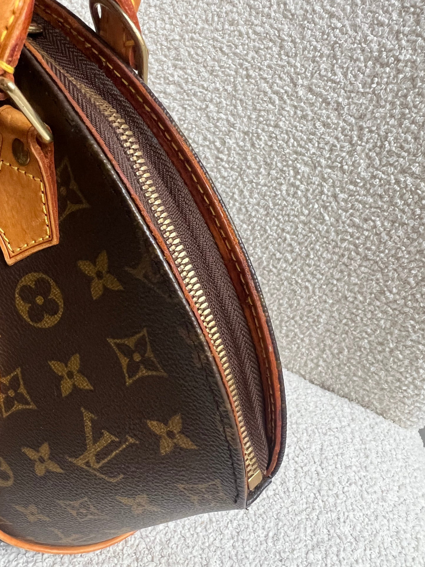 Louis Vuitton Ellipse PM Monogram