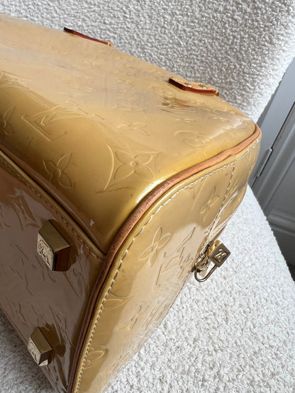 Louis Vuitton Tompkins Square Bag Pearl Monogram Vernis