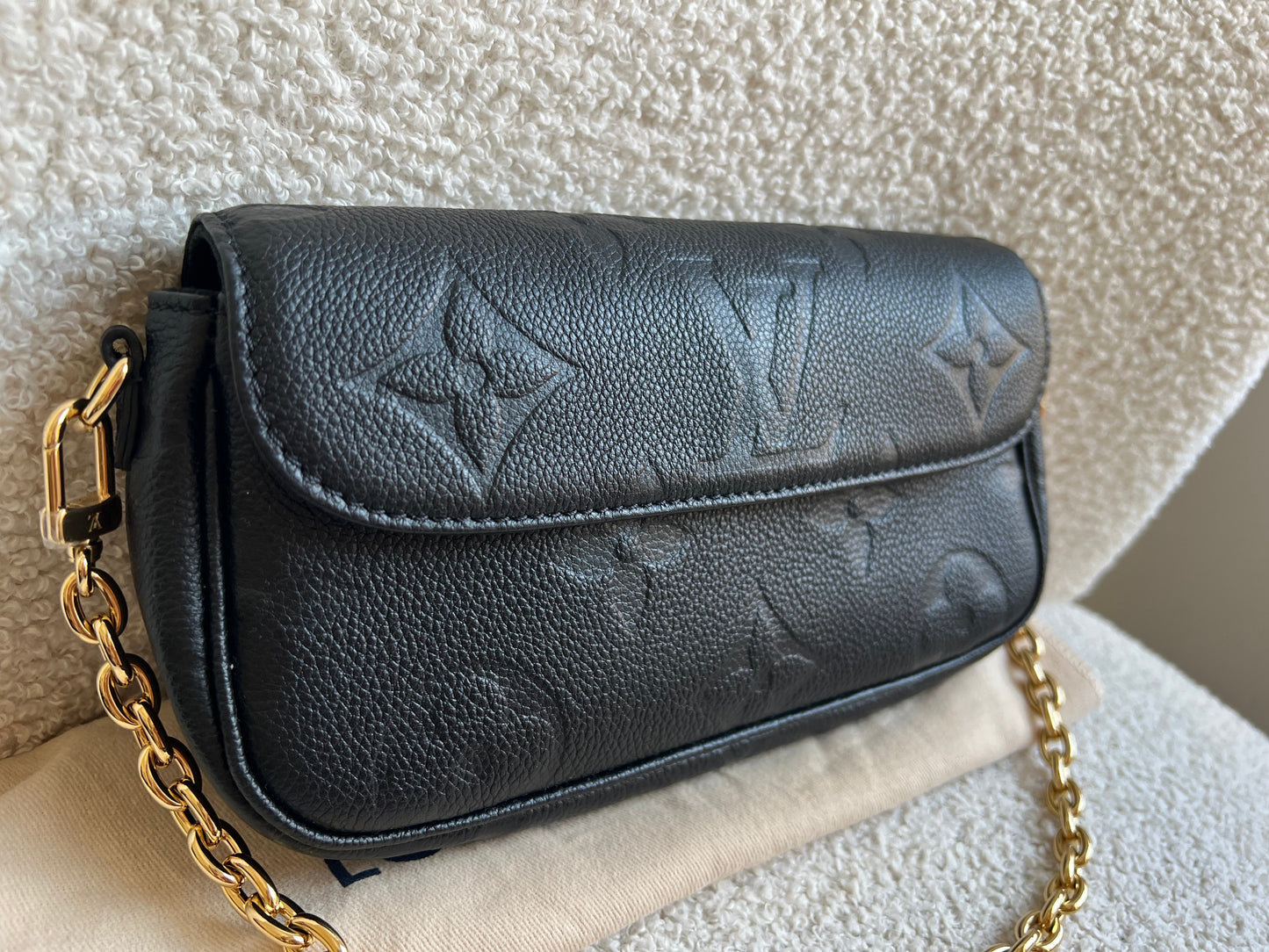 Louis Vuitton Ivy Wallet on Chain Bag Black Empreinte (RRP £1,490)