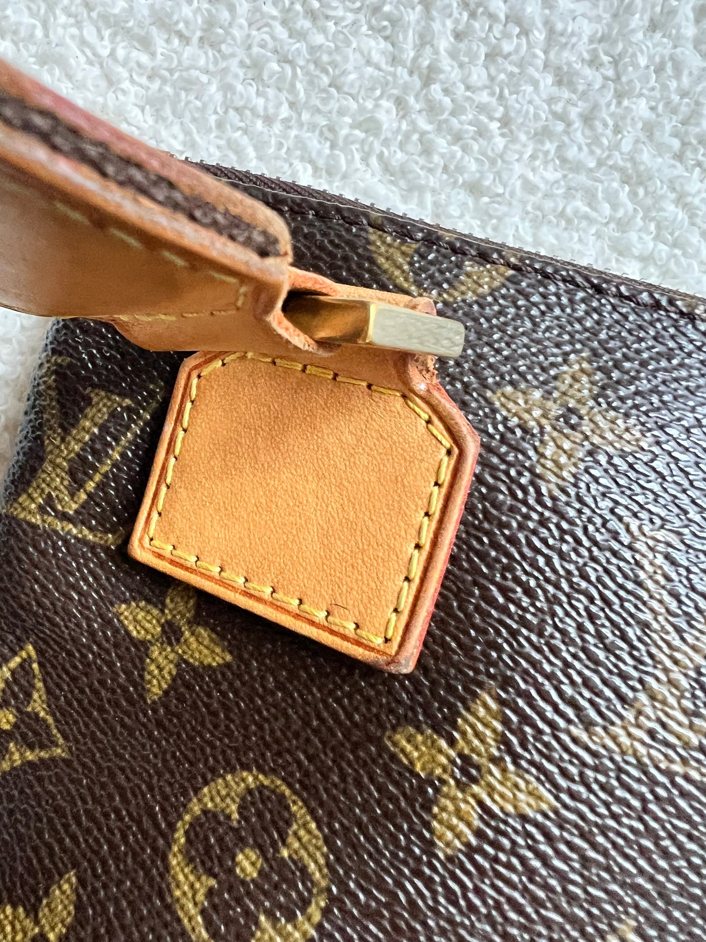 Louis Vuitton Bosphore Messenger Monogram