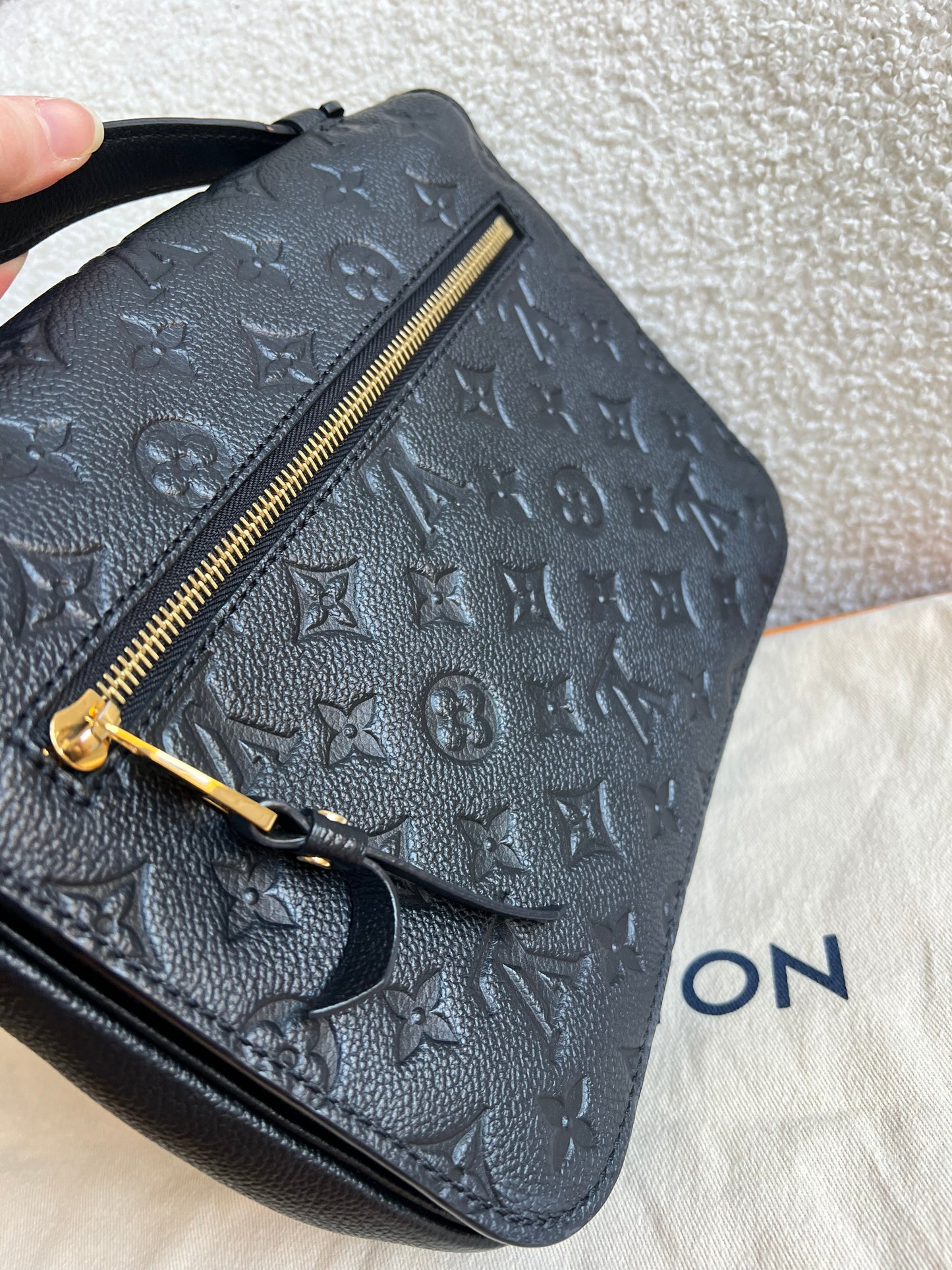 Louis Vuitton Pochette Metis Black Empreinte (RRP £2,200)