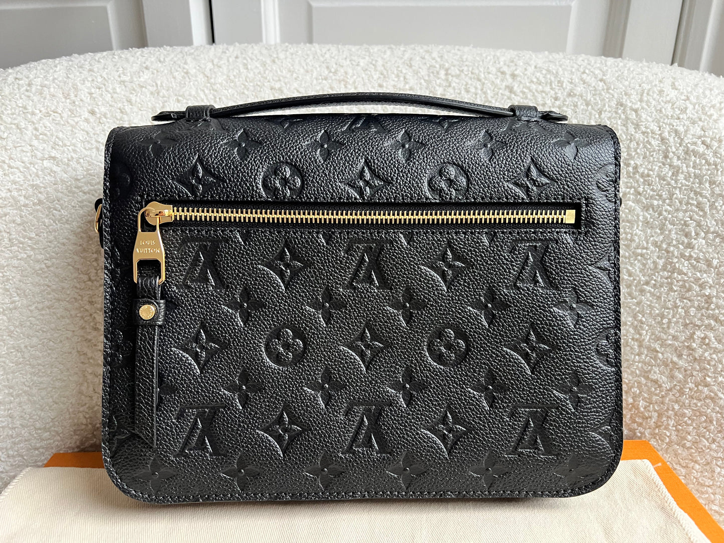 Louis Vuitton Pochette Metis Black Empreinte (RRP £2,200)